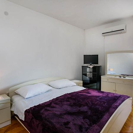 Apartments Mate Balote 54 Krk Εξωτερικό φωτογραφία
