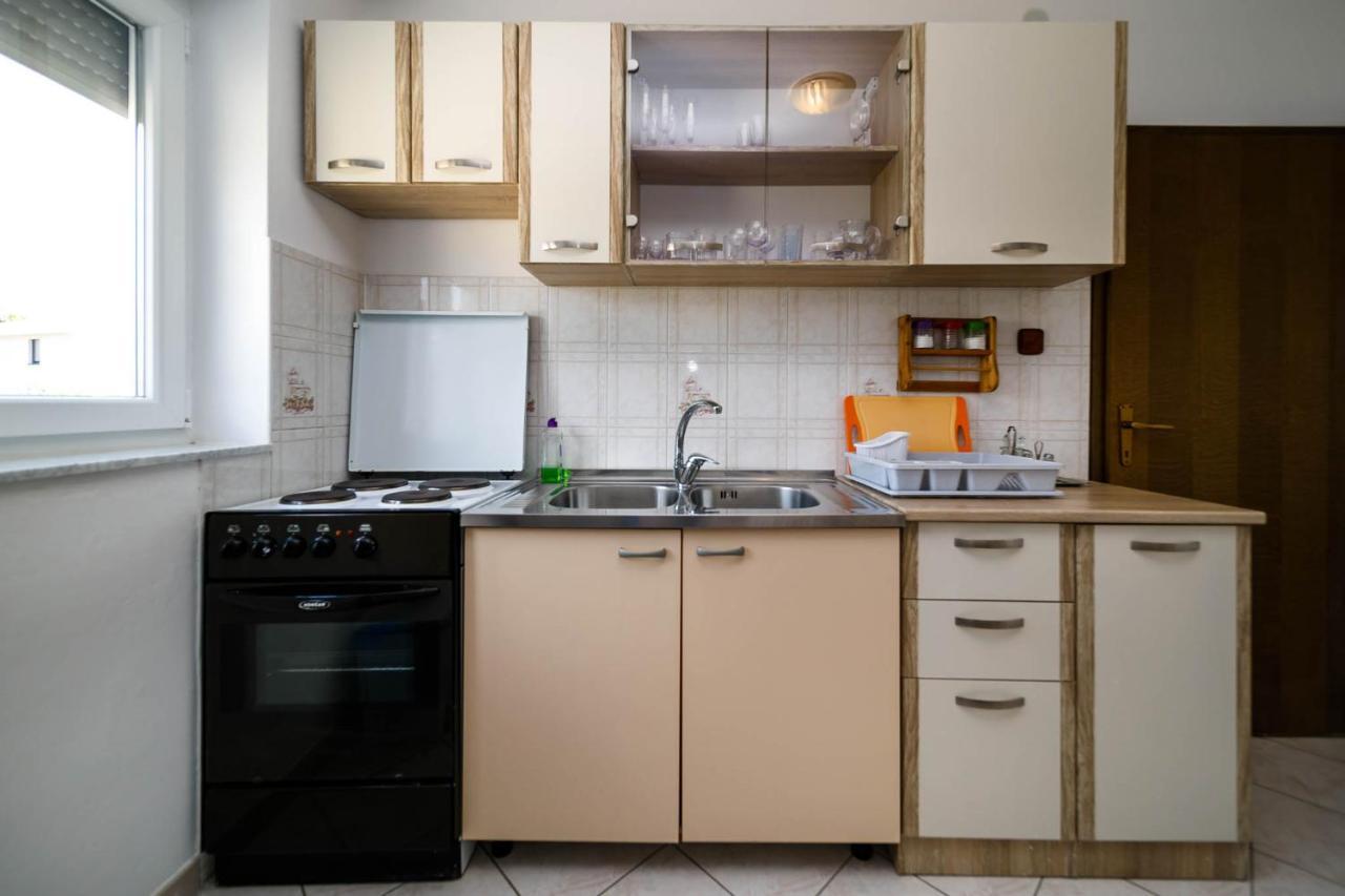 Apartments Mate Balote 54 Krk Εξωτερικό φωτογραφία