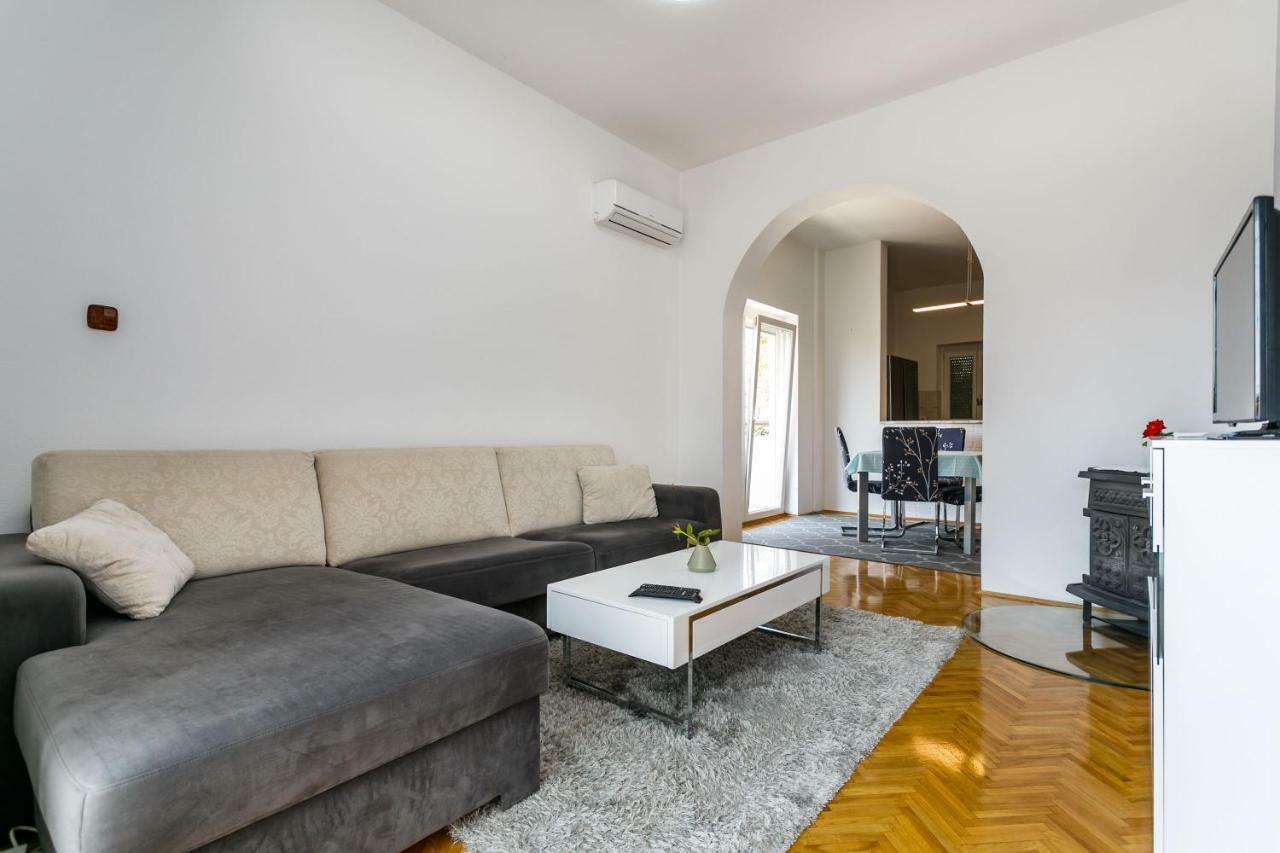 Apartments Mate Balote 54 Krk Εξωτερικό φωτογραφία
