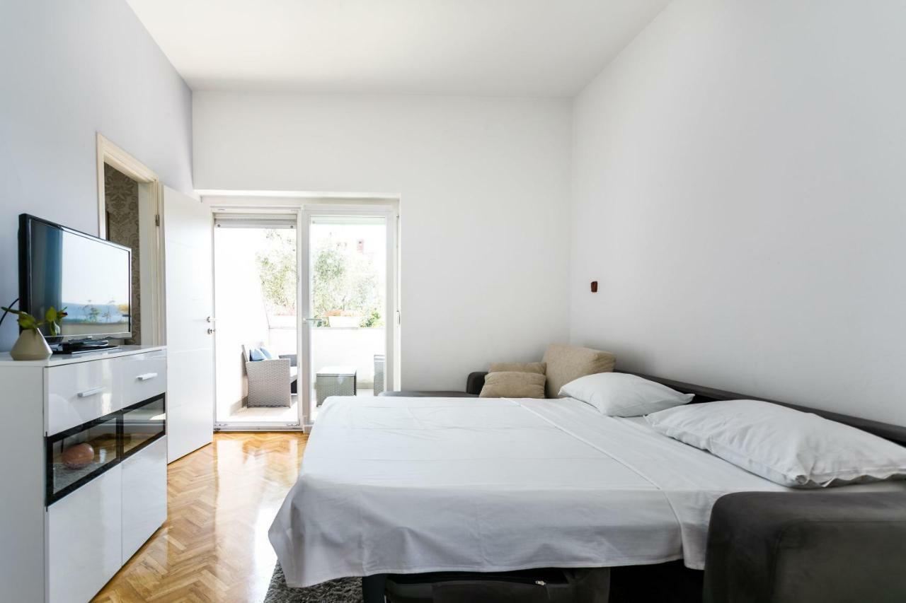 Apartments Mate Balote 54 Krk Εξωτερικό φωτογραφία