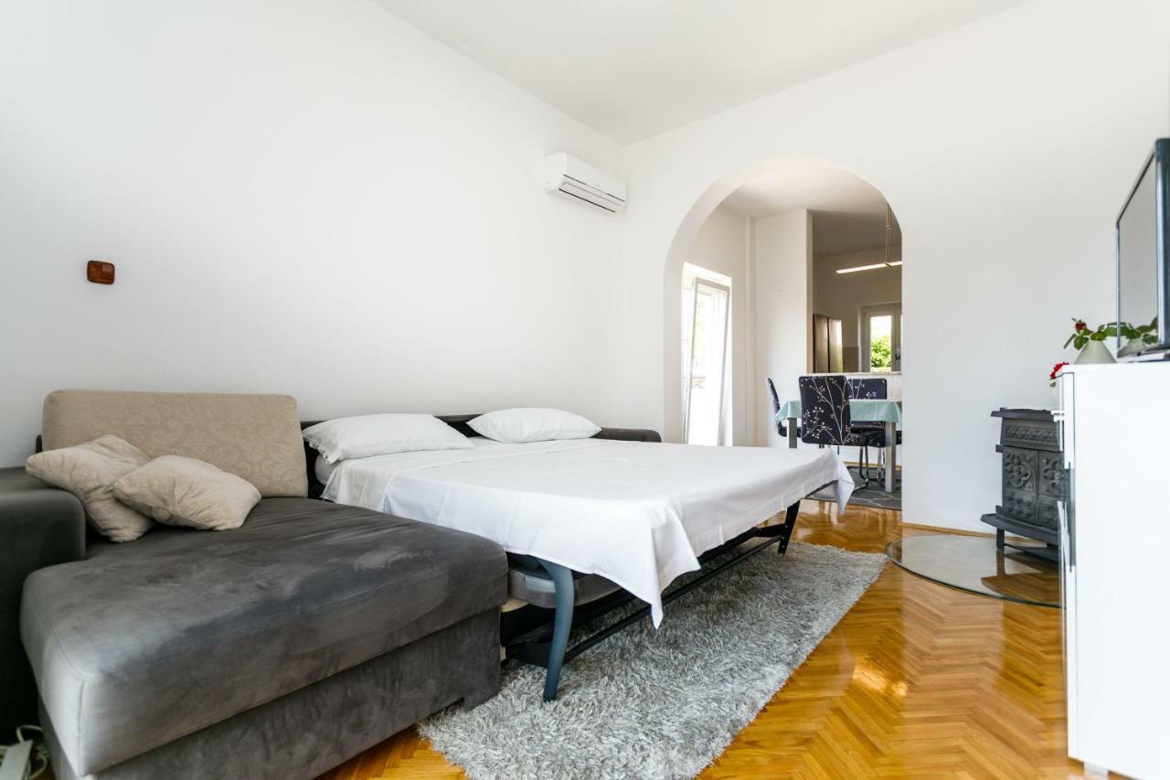 Apartments Mate Balote 54 Krk Εξωτερικό φωτογραφία
