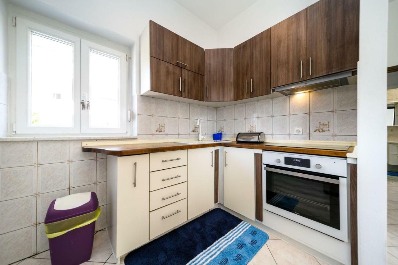 Apartments Mate Balote 54 Krk Εξωτερικό φωτογραφία