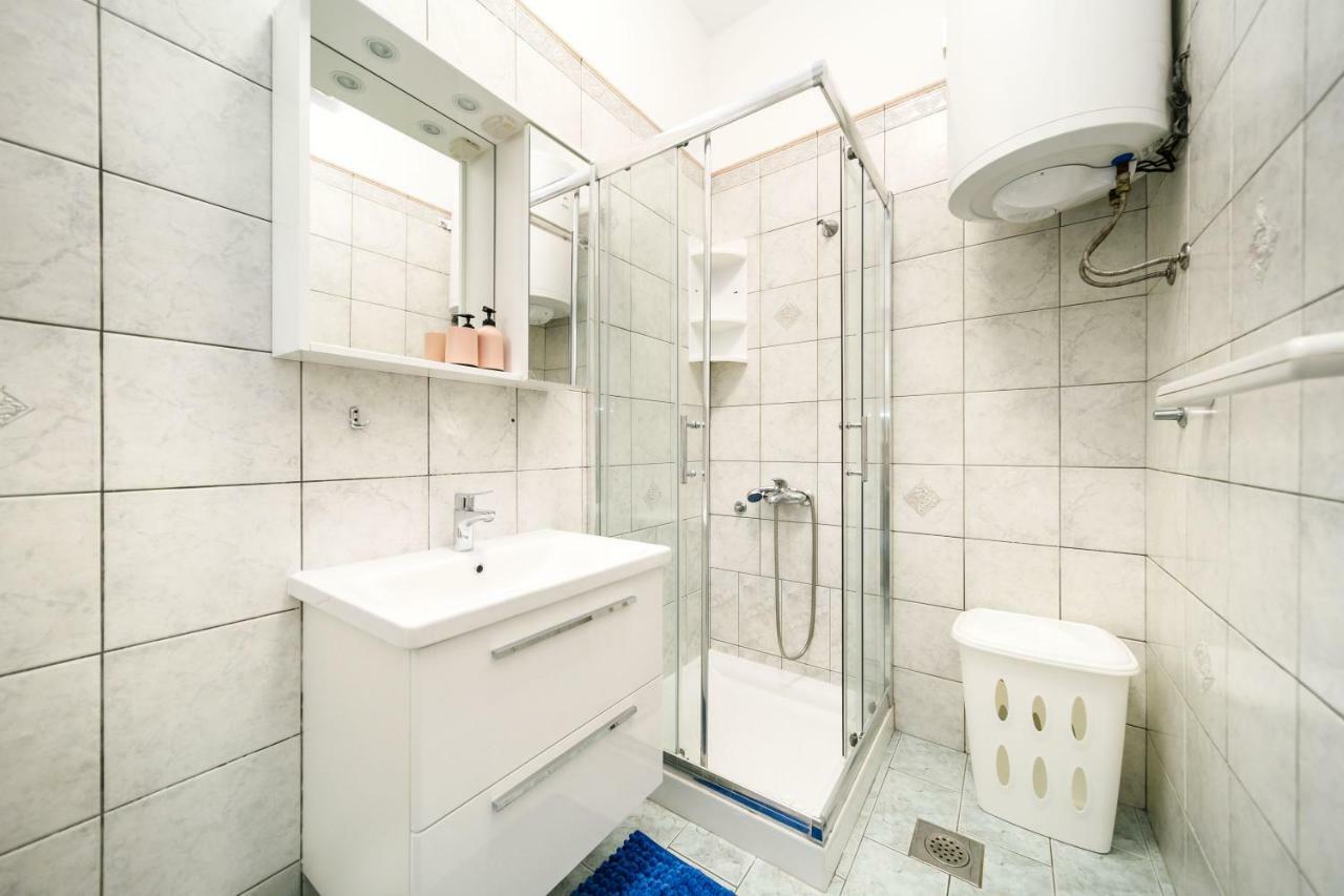 Apartments Mate Balote 54 Krk Εξωτερικό φωτογραφία